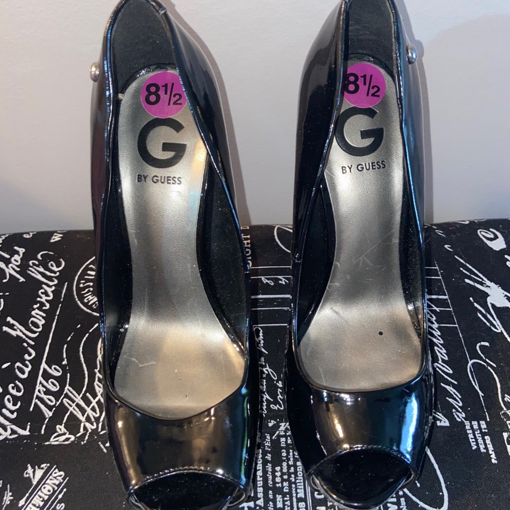 Guess heels